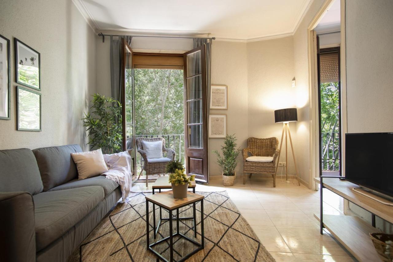 22man1017- Cute In Sant Antoni Apartment Barcelona