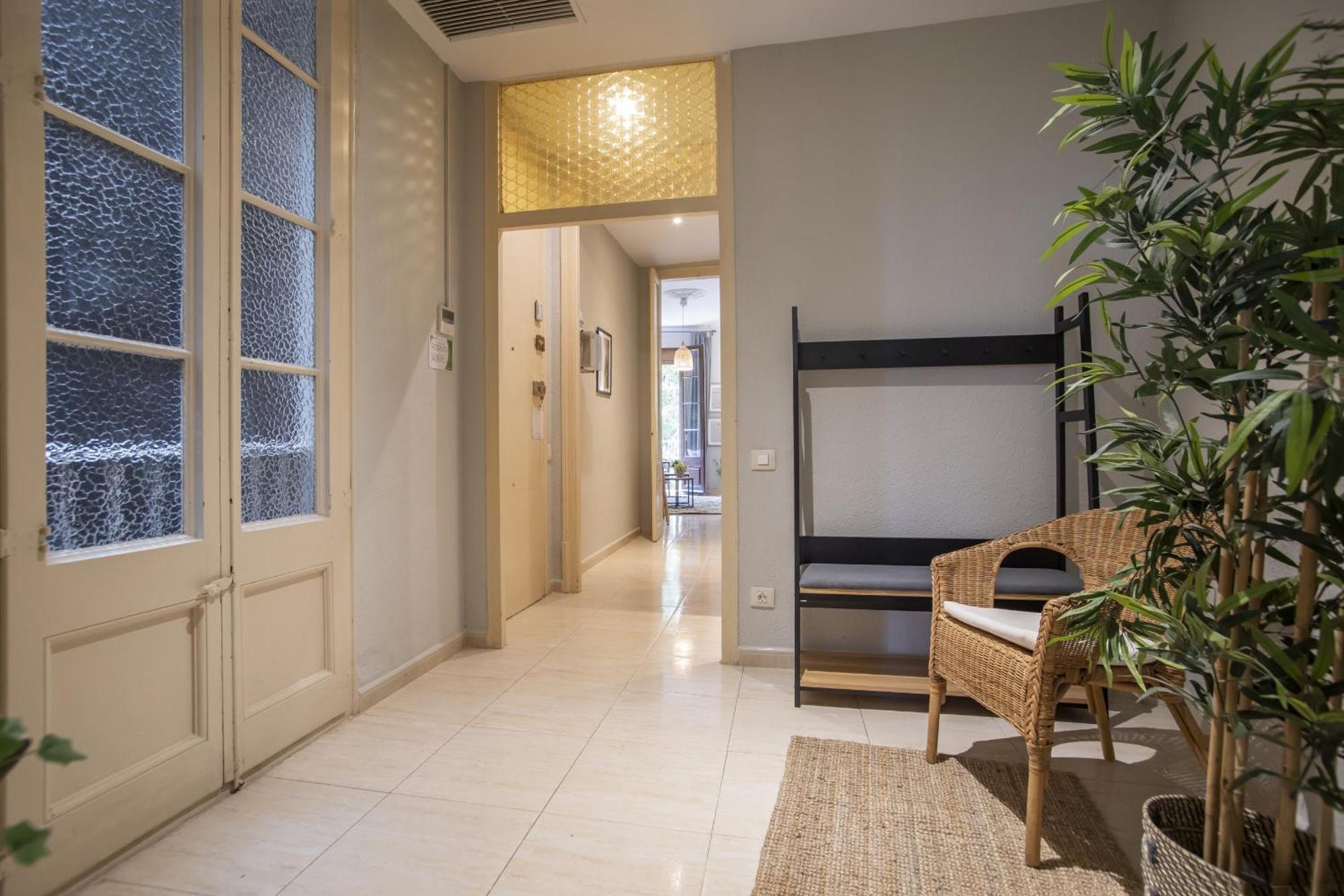 Apartment 22man1017- Cute In Sant Antoni Barcelona